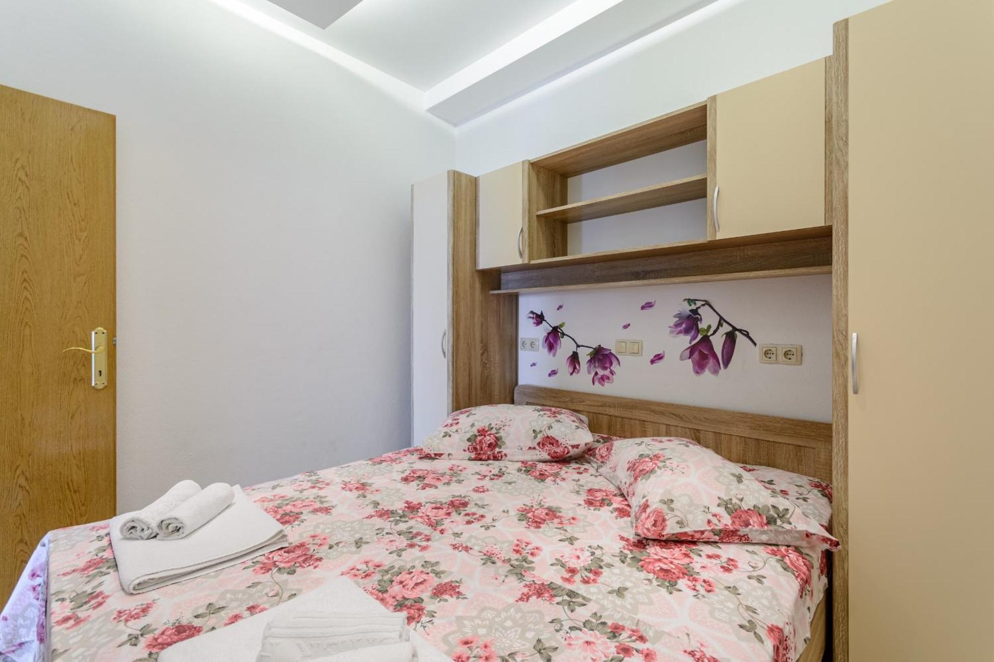 Apartments Hope Dugi Rat Rom bilde