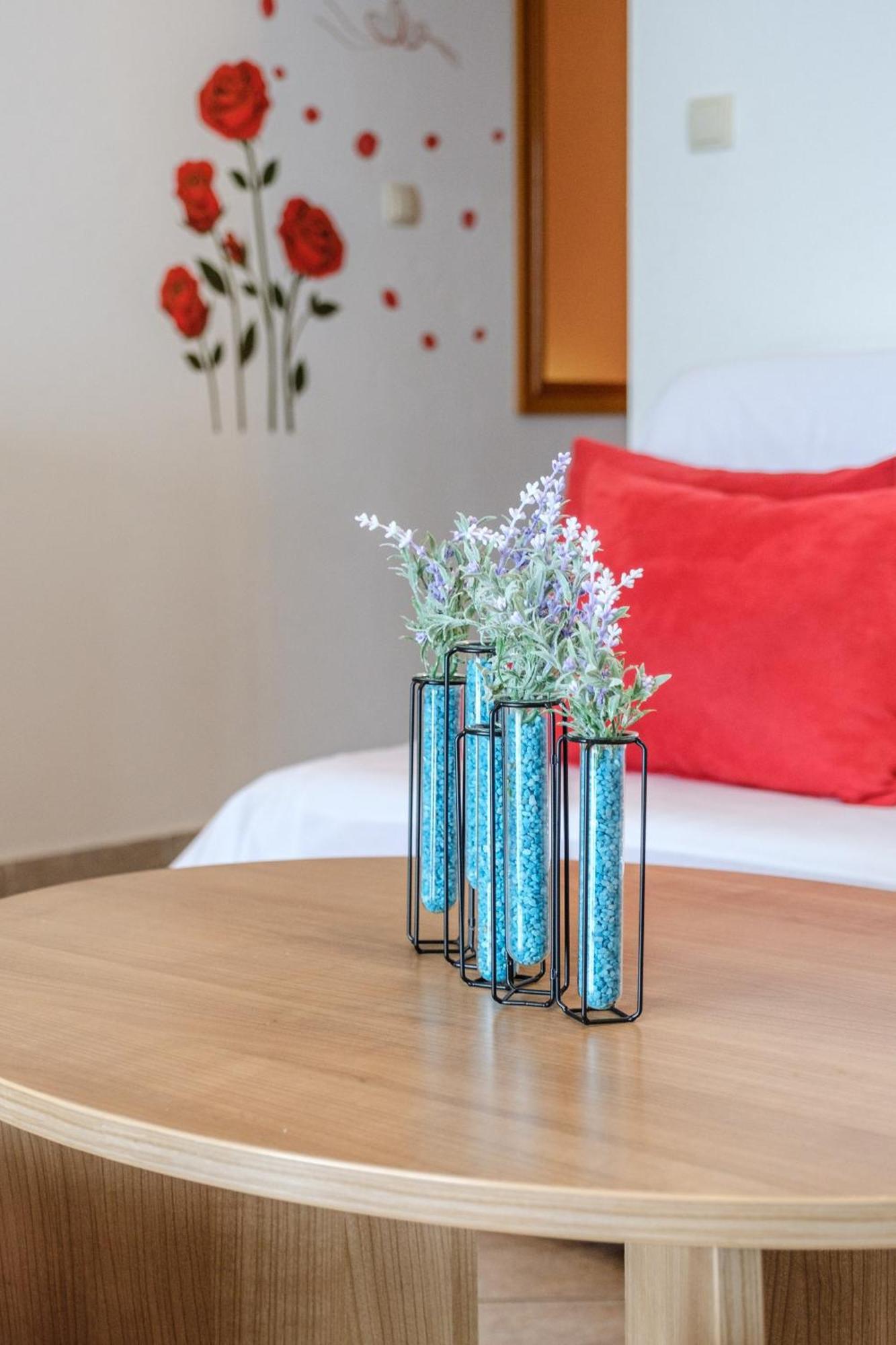 Apartments Hope Dugi Rat Rom bilde