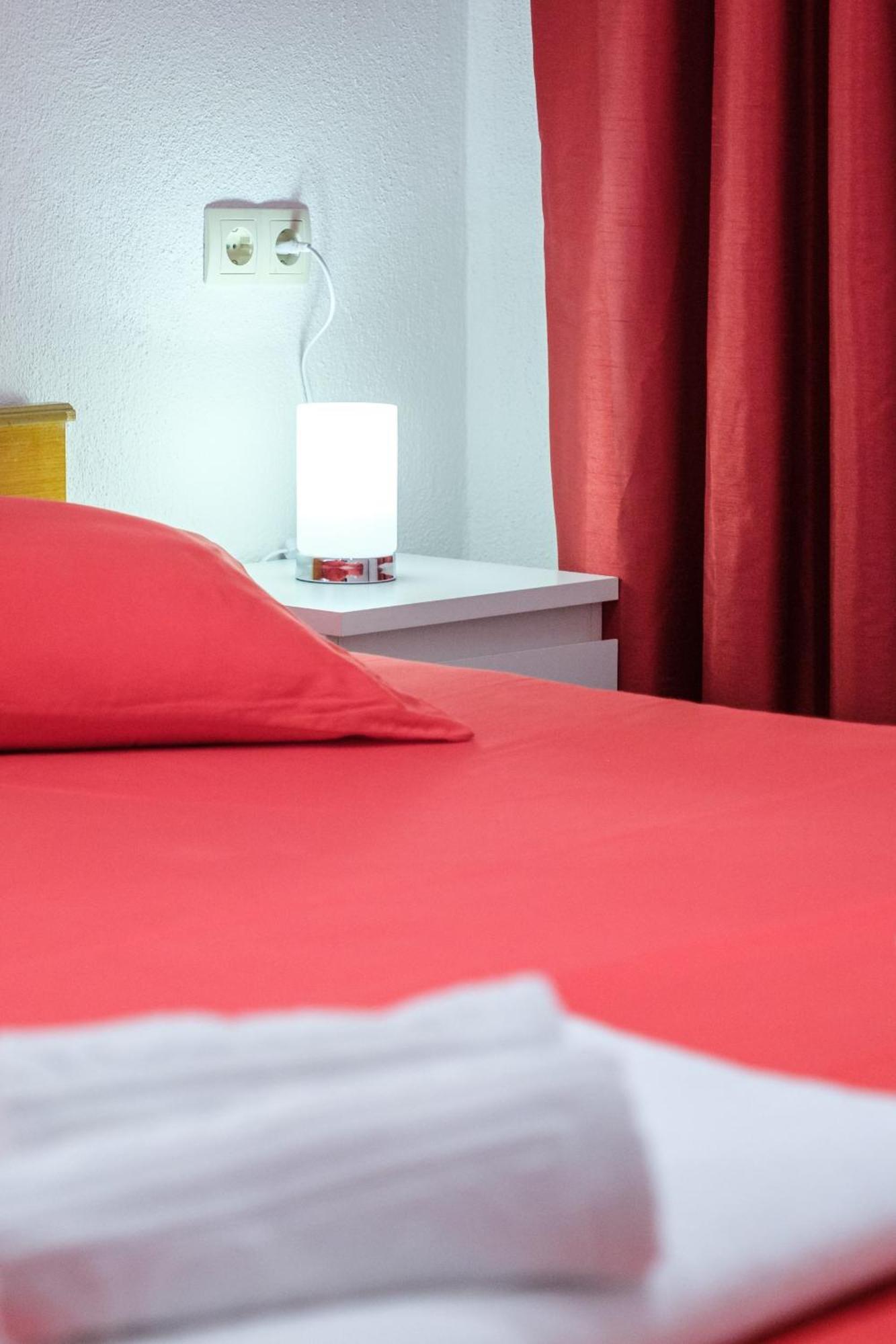 Apartments Hope Dugi Rat Rom bilde